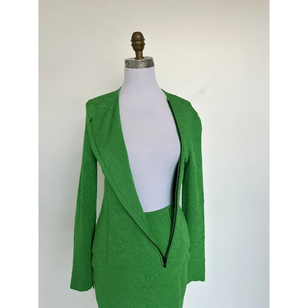 RET $2500 Paula Hian Green Skirt and Asymmetrical Jacket 2pc Set Size Small